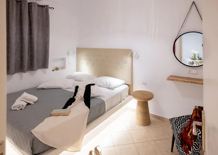 Little Yard & #4 Lägenhet