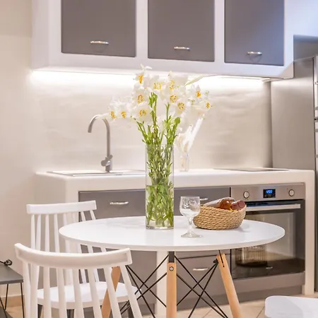 Apartament Little Yard & #4 *