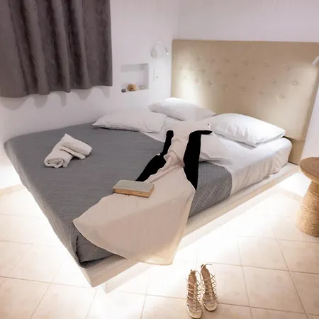 アパート Little Yard & #4