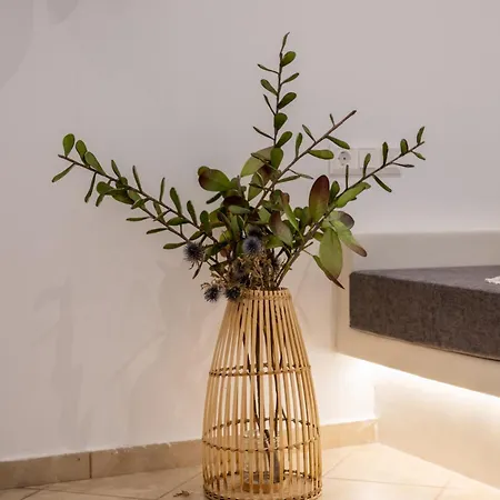 アパート Little Yard & #4