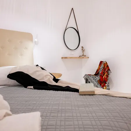 Apartment Little Yard & #4 Naxos City