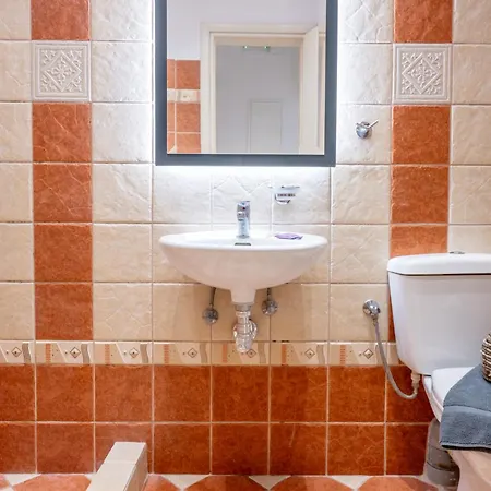 Little Yard & #4 アパート Naxos City